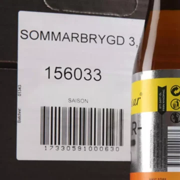 thermal-print-and-apply-labelling-on-beverage-box.xe305e861
